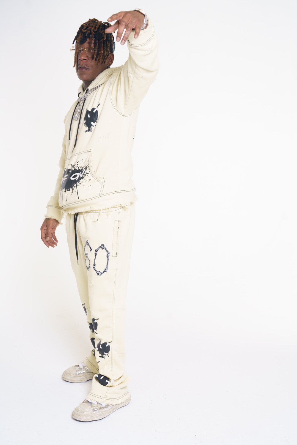 Mens SO Cream & Black "Hearts" Set